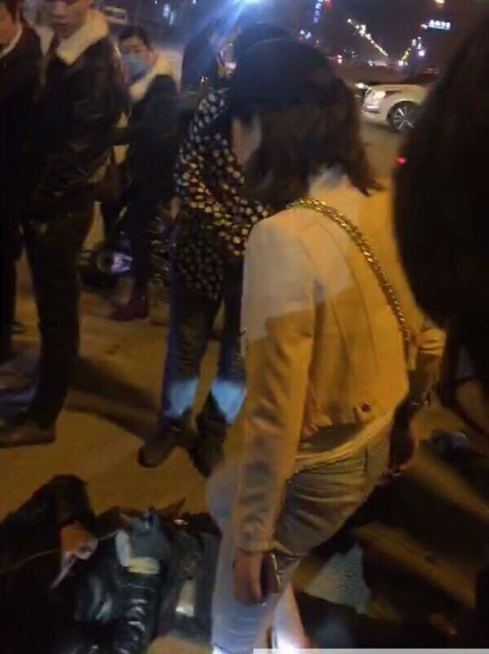 奥迪女 车祸后殴打电瓶车主并逃逸 被拘留20天