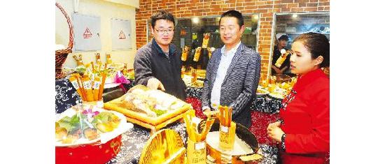 73名网友众筹120万元开饭店