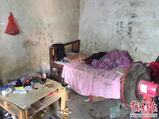 朱正兰的家,每年夏天她都要搬走一次。