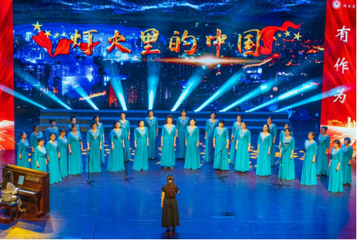 女声合唱《灯火里的中国》