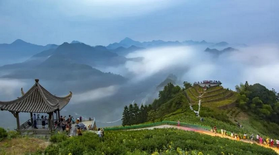 歙县石潭村 观景台 (图源:黄山市文化和旅游局)