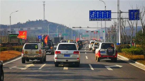 蓝小公路自驾 HwZe-hqhtqsp2593010.jpg