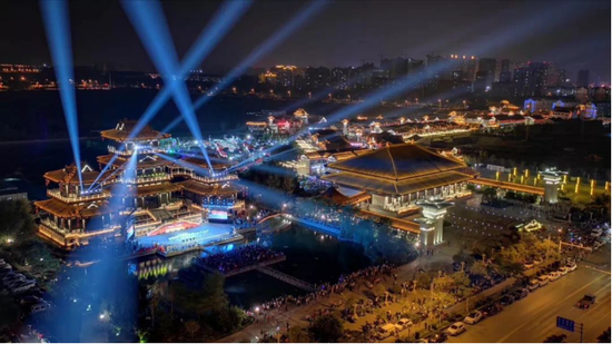 相山区隋唐运河古镇夜景 (图源:隋唐运河古镇公众号)