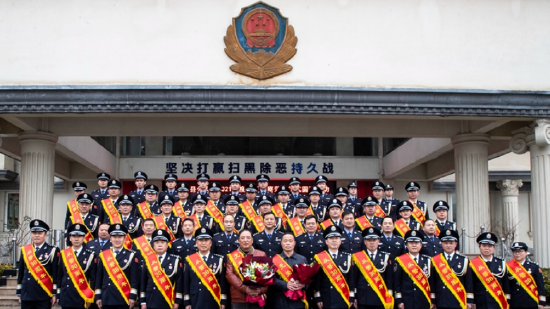 肥东县公安局举行2021年人民警察荣誉仪式