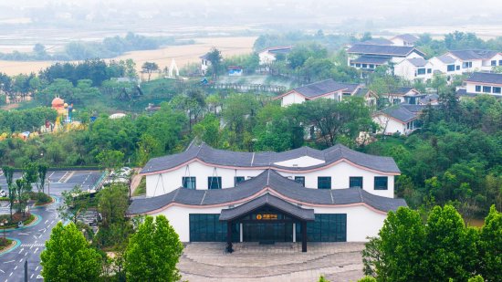 南山南·梦享村(王尚云摄)
