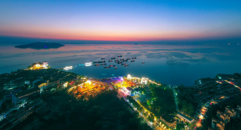 合肥市 巢湖姥山岛夜景(图源:巢湖姥山岛景区)