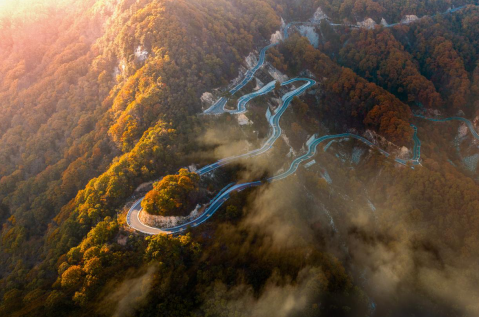 金寨县天堂寨航拍(图源:天堂寨风景区)