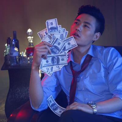 你的男人有钱就变坏吗