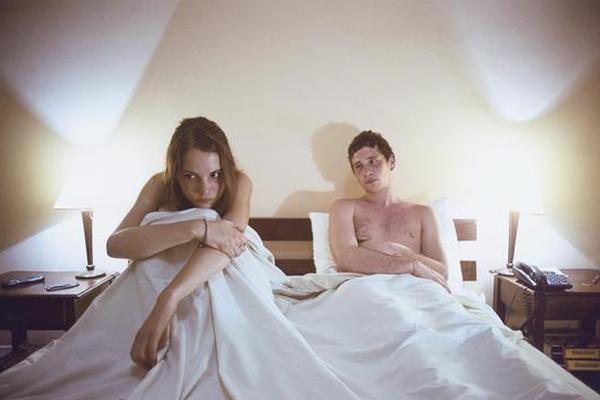 婚纱照勃起_婚纱照风格(3)
