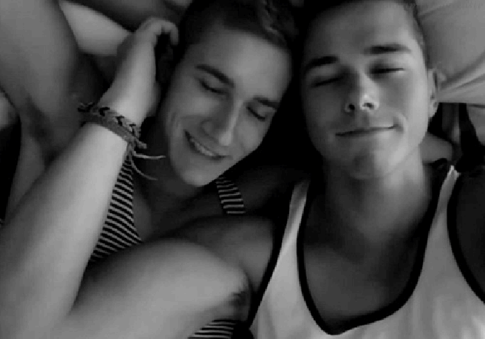 别碰玻璃心,最伤害12星座的行为(组图)