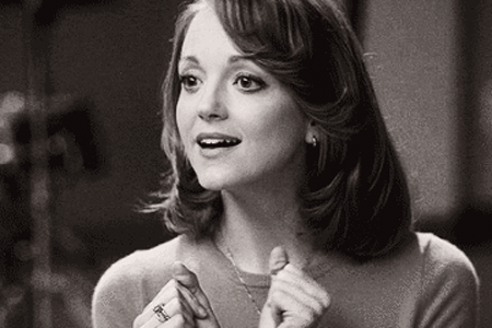 在这个对美女年龄要求苛刻的年代,再美的人,也有保鲜期--当你默默点头