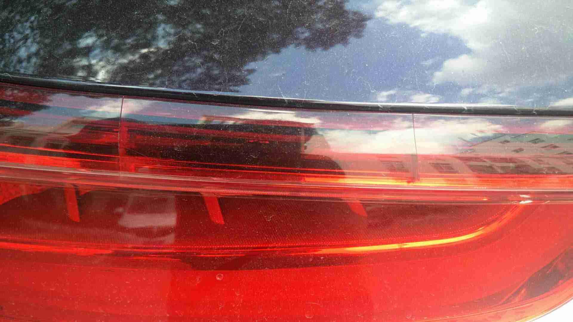 DS6后车灯自然开裂进水,保内厂家找借口不予