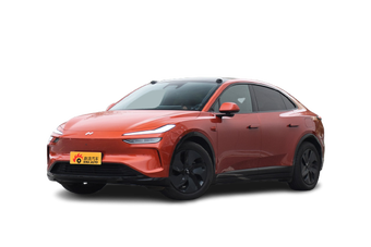 空间足够，操控给力，最高还能便宜0.53万，这样的凯迪拉克IQ傲歌不来一沓？