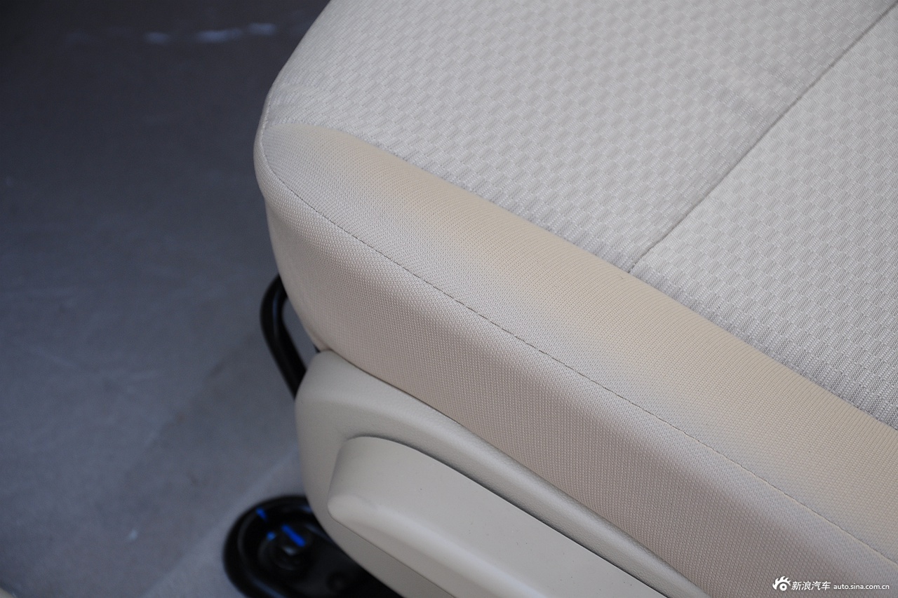 3月北汽绅新开变态传奇世界宝D20车主口碑解析