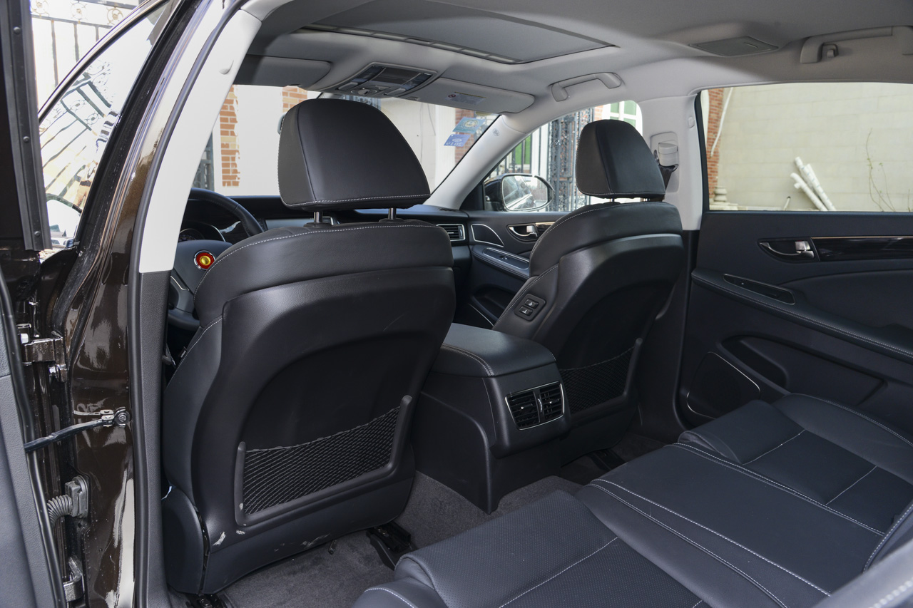auto-fynwnwt7212552.jpg