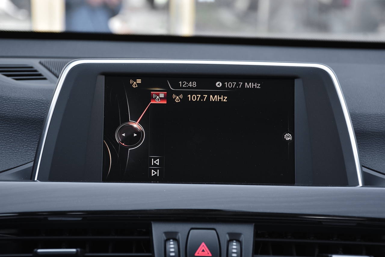 12月宝马X1新能源口碑报告-动力表现获得车主