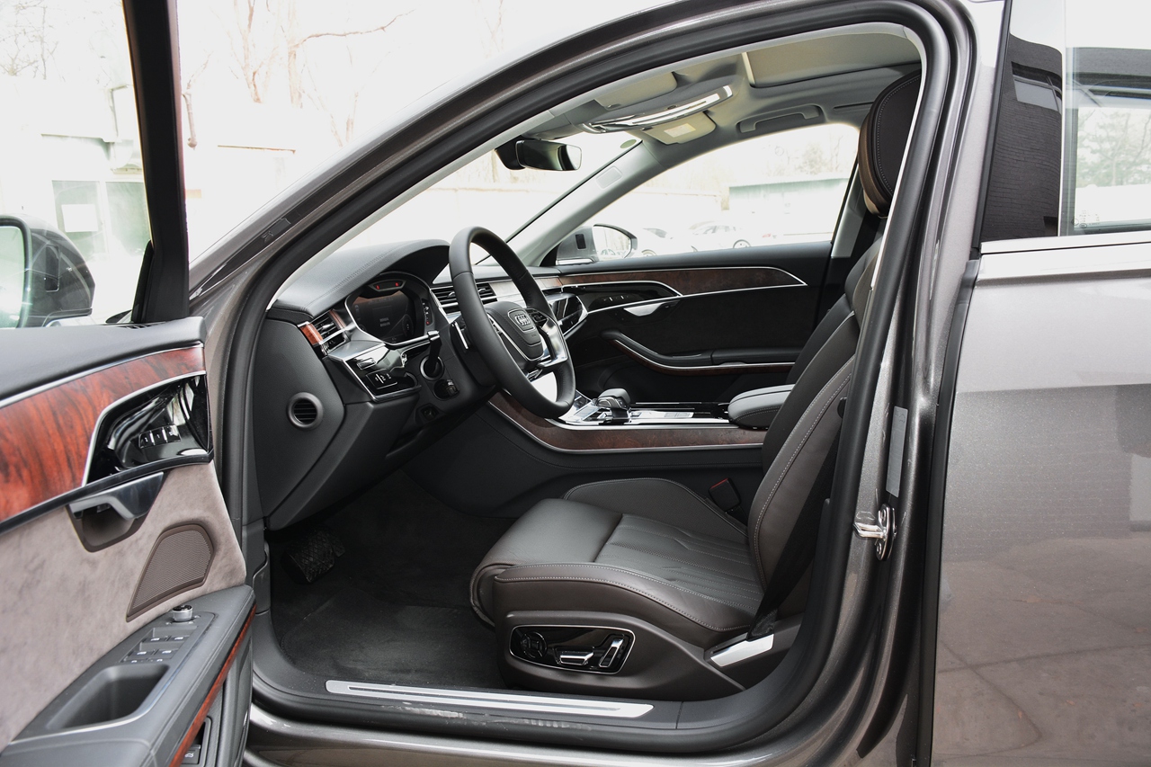 ��۱��ֻ�ó����Ͽ�