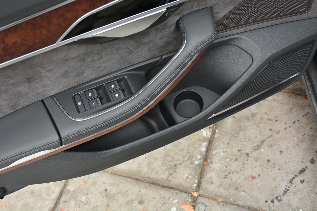 ��۱��ֻ�ó����Ͽ�