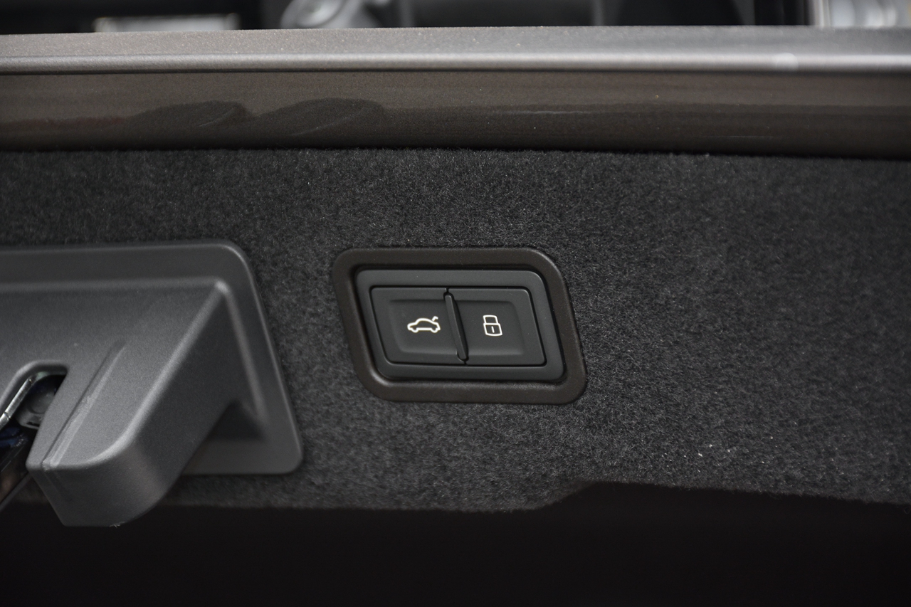 ��۱��ֻ�ó����Ͽ�