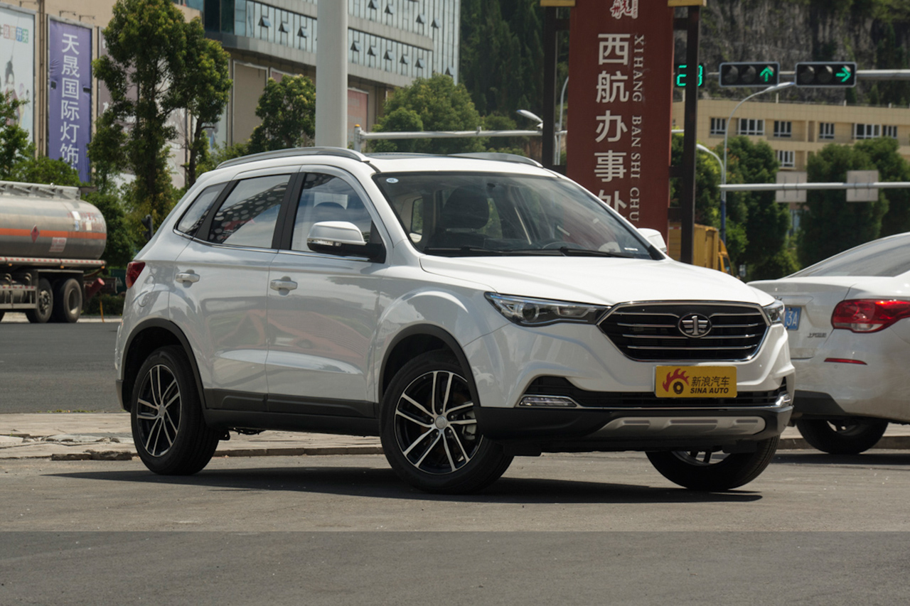 奔腾排名_万马奔腾图片