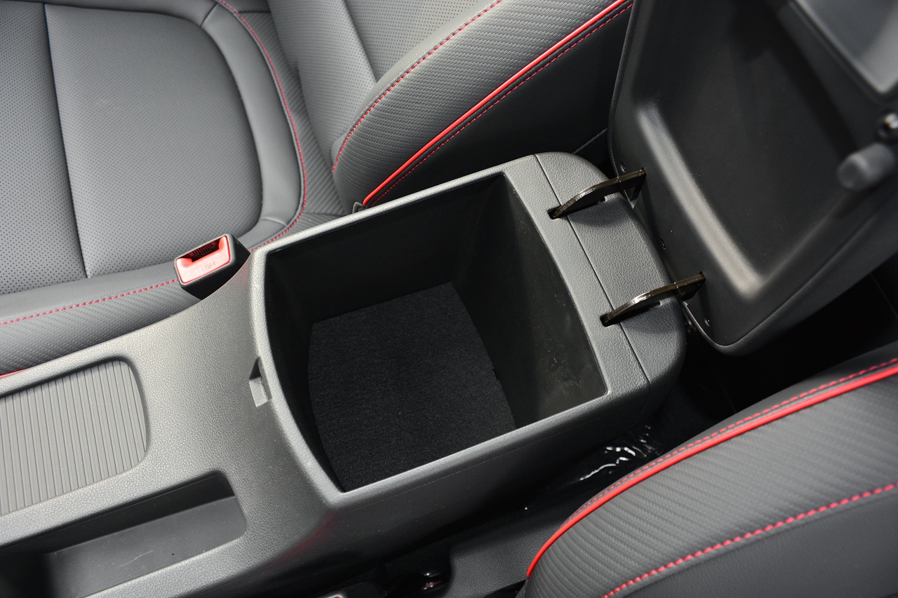 auto-hifuvph0971811.jpg