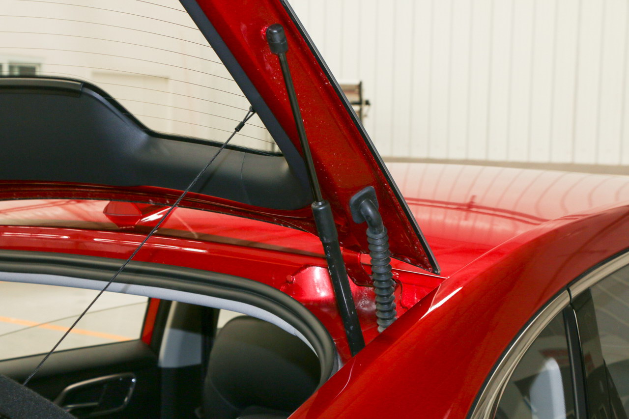 最便宜的新能源汽车混动推荐 auto-hifuvpi2334448.jpg