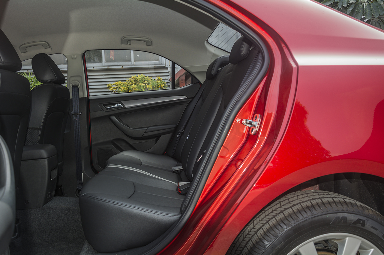 1月新浪汽车口碑报告—荣威360车主推荐指数5颗星