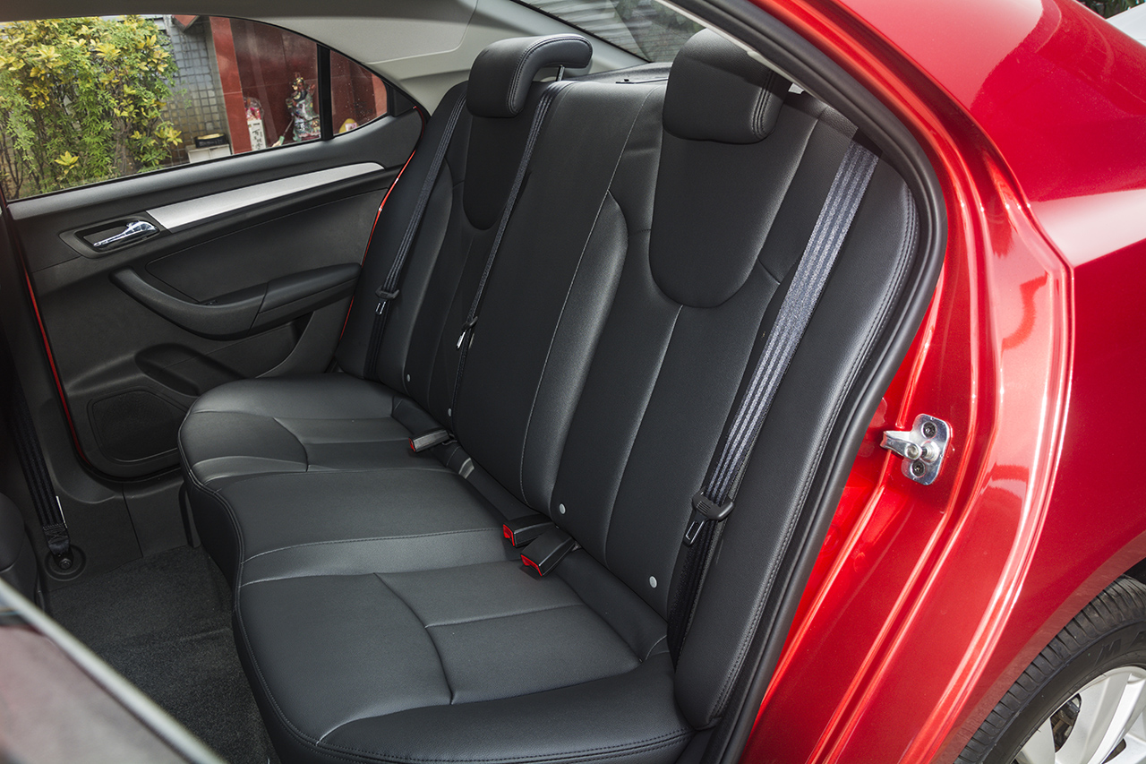 1月新浪汽车口碑报告—荣威360车主推荐指数5颗星