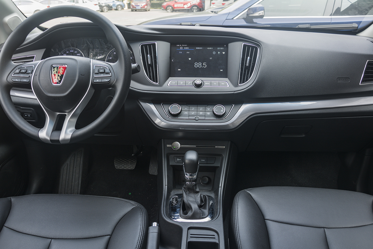 1月新浪汽车口碑报告—荣威360车主推荐指数5颗星