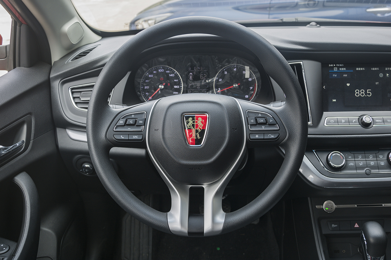 1月新浪汽车口碑报告—荣威360车主推荐指数5颗星