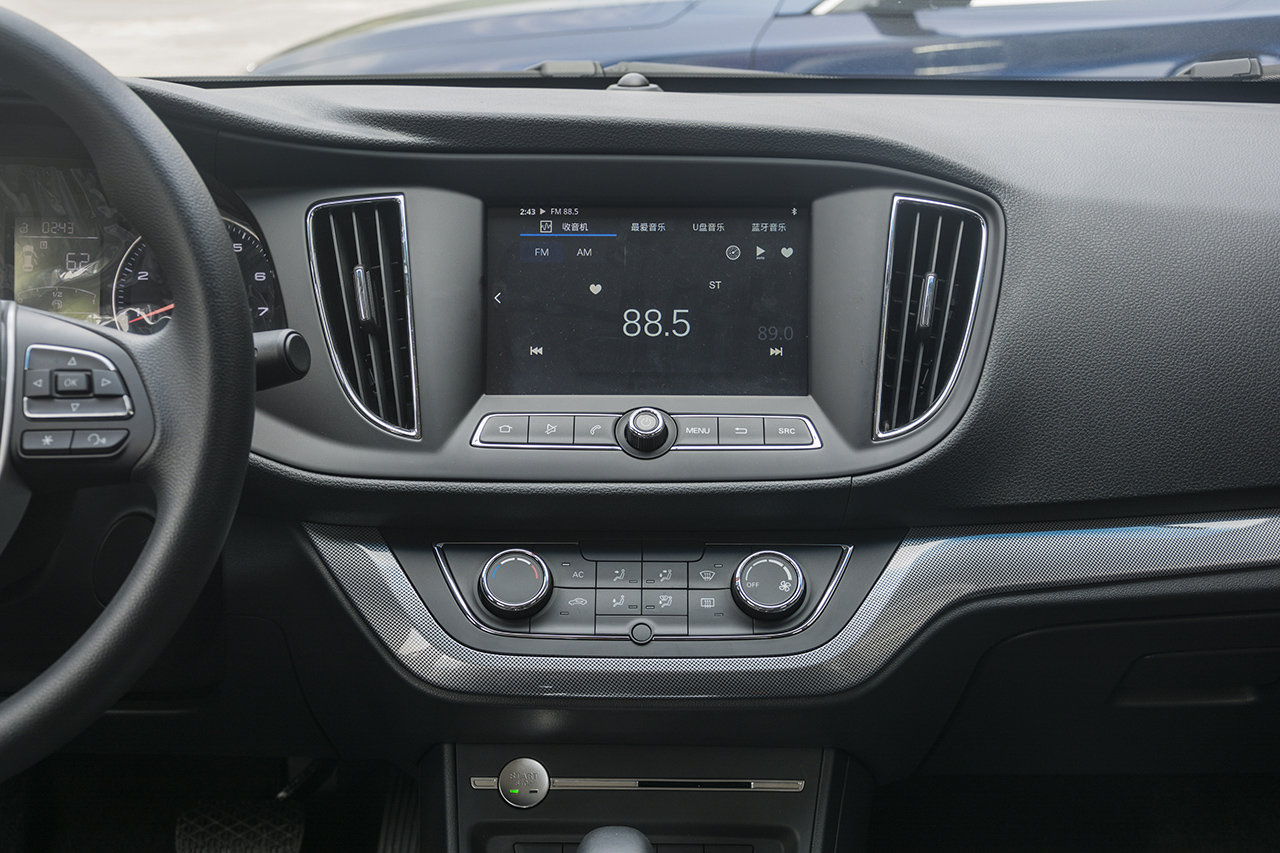 1月新浪汽车口碑报告—荣威360车主推荐指数5颗星