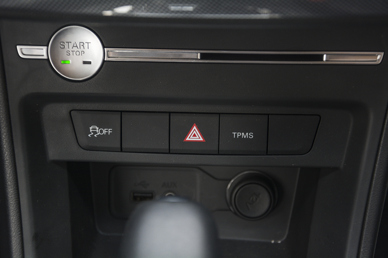 1月新浪汽车口碑报告—荣威360车主推荐指数5颗星