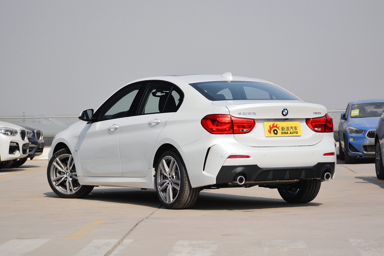 4月新浪汽车口碑报告—宝马1系车主推荐指数5颗星