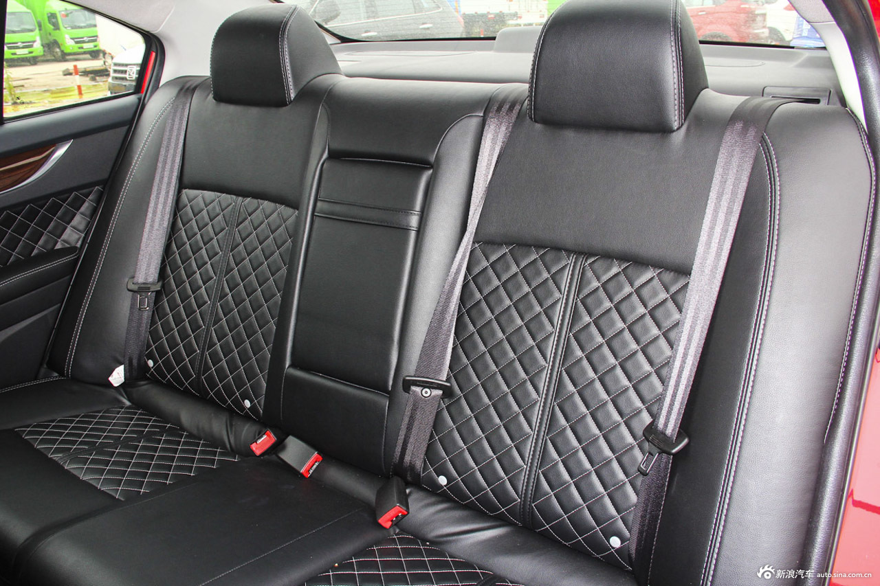 众泰Z500车主推荐指数5颗星