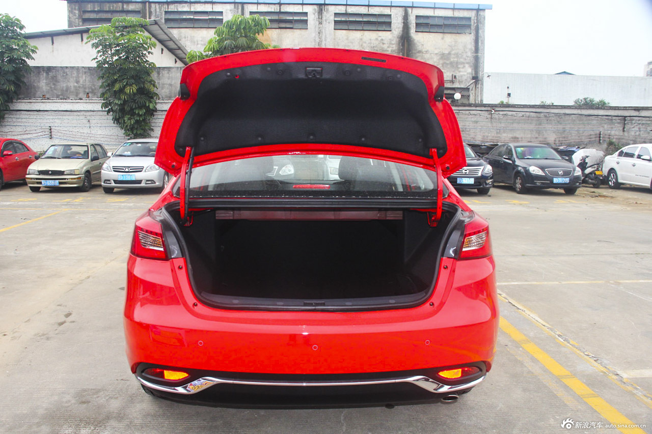 众泰Z500车主推荐指数5颗星