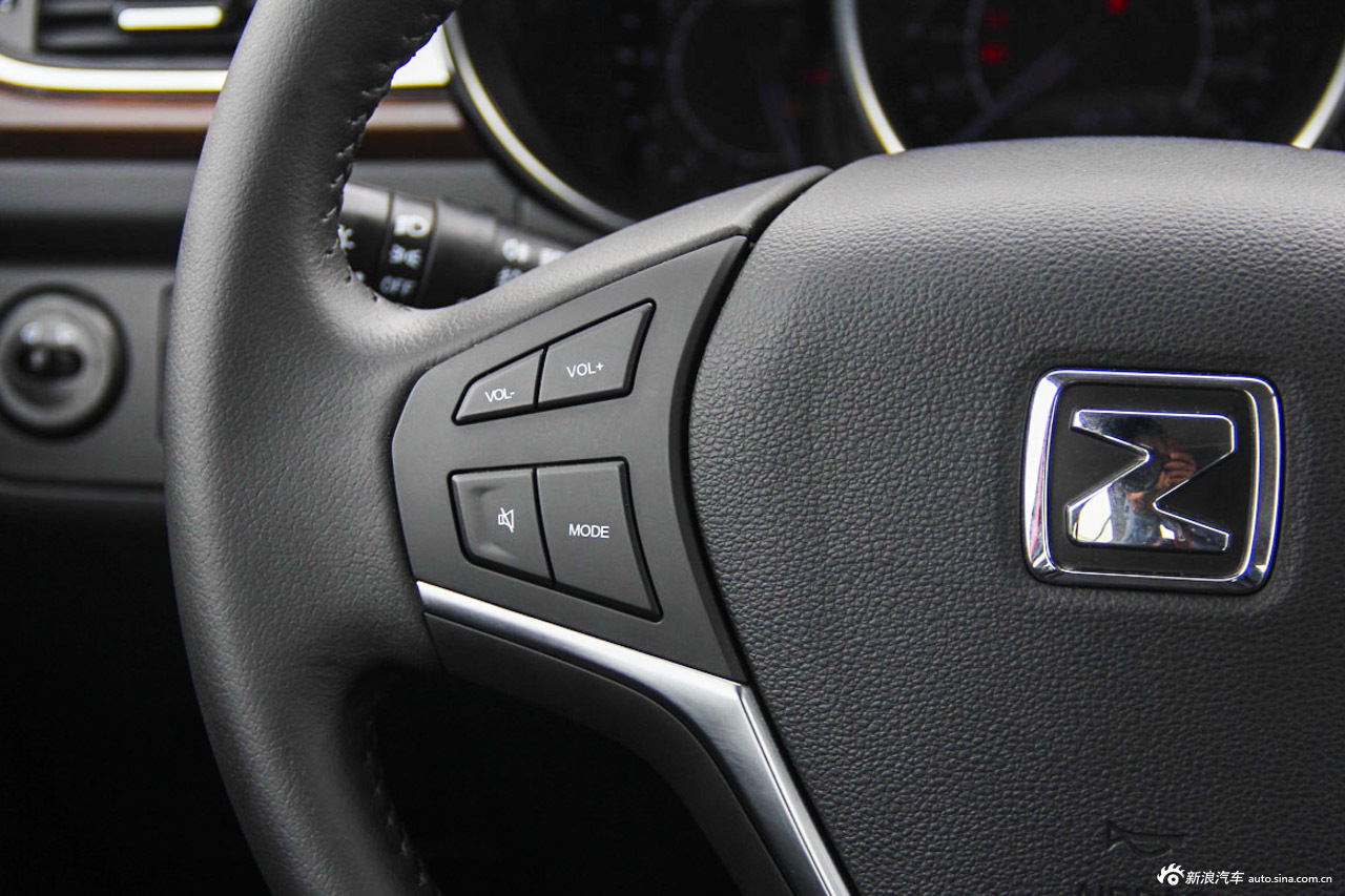 众泰Z500车主推荐指数5颗星