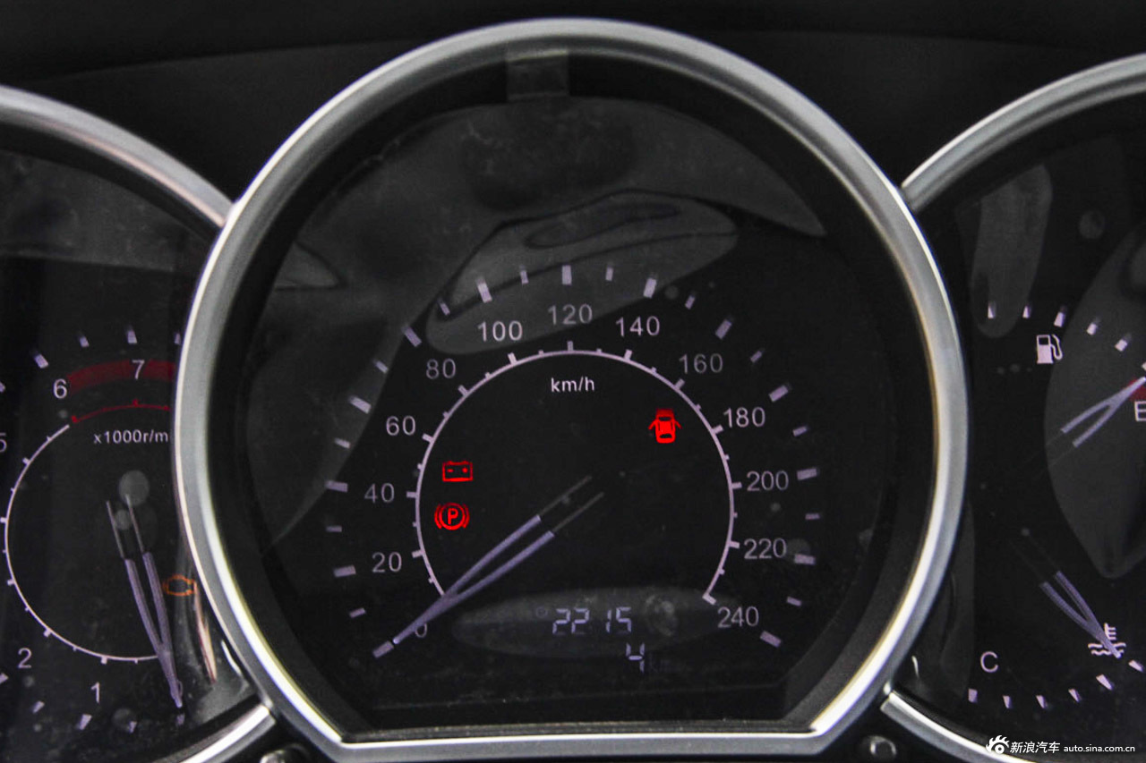 众泰Z500车主推荐指数5颗星