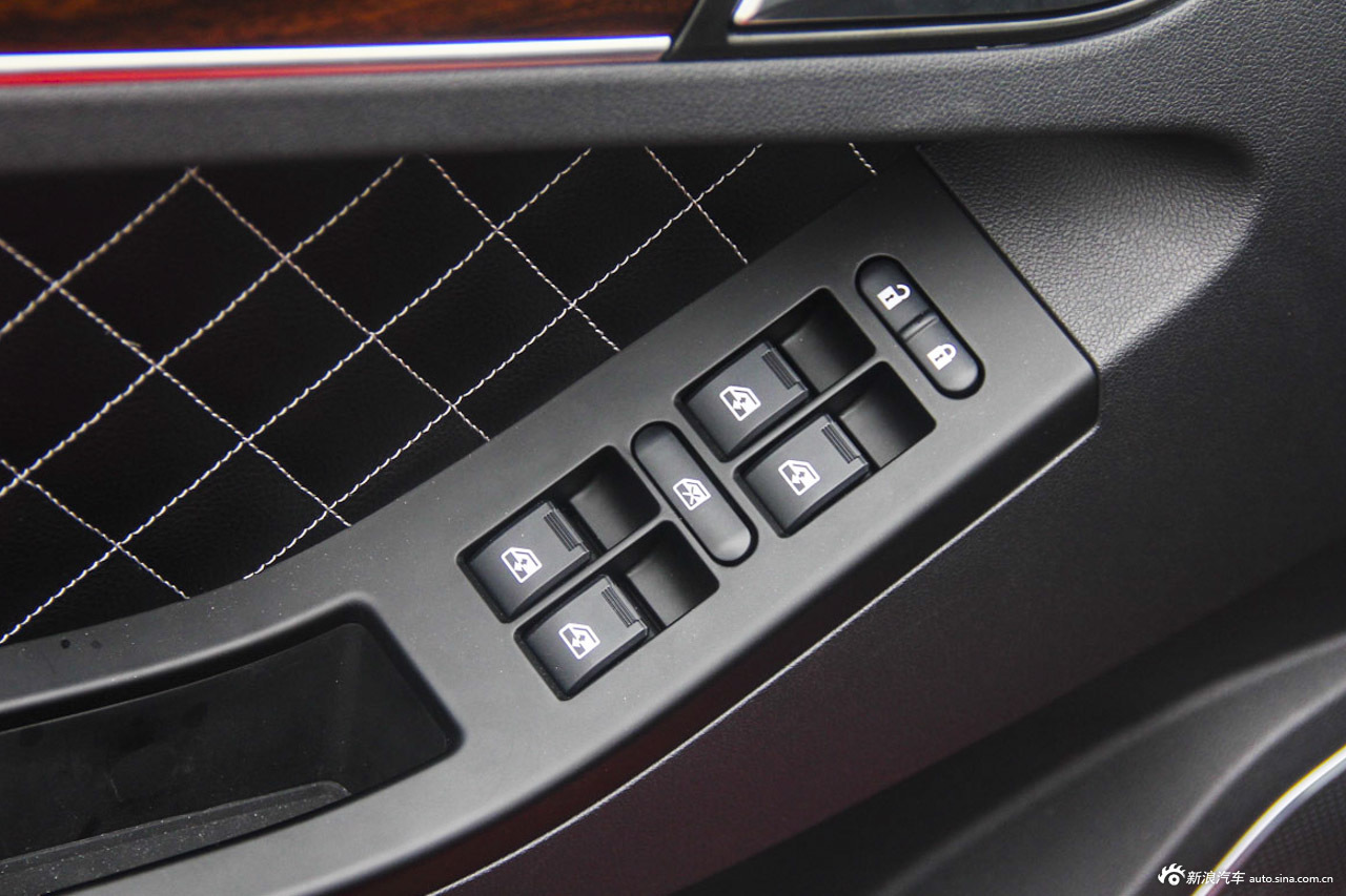 众泰Z500车主推荐指数5颗星