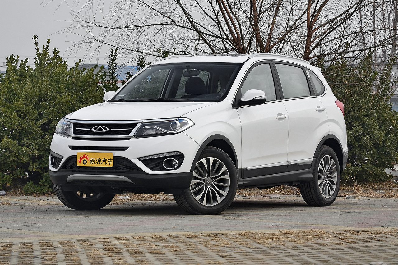 车型对对碰:2017款瑞虎5 VS 2018款中华V6之外部配置