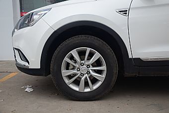 车型对对碰:2017款瑞虎5 VS 2017款幻速S6之外部配置