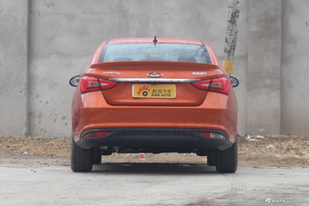 开哪款最有面 新款长城C30 PK 新款艾瑞泽5