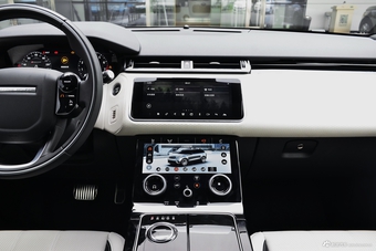 2018款捷豹F-PACE对比2017款揽胜星脉 哪款更舒适?