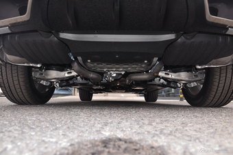 哪款动力出众 2018款捷豹F-PACE PK 2017款揽胜星脉