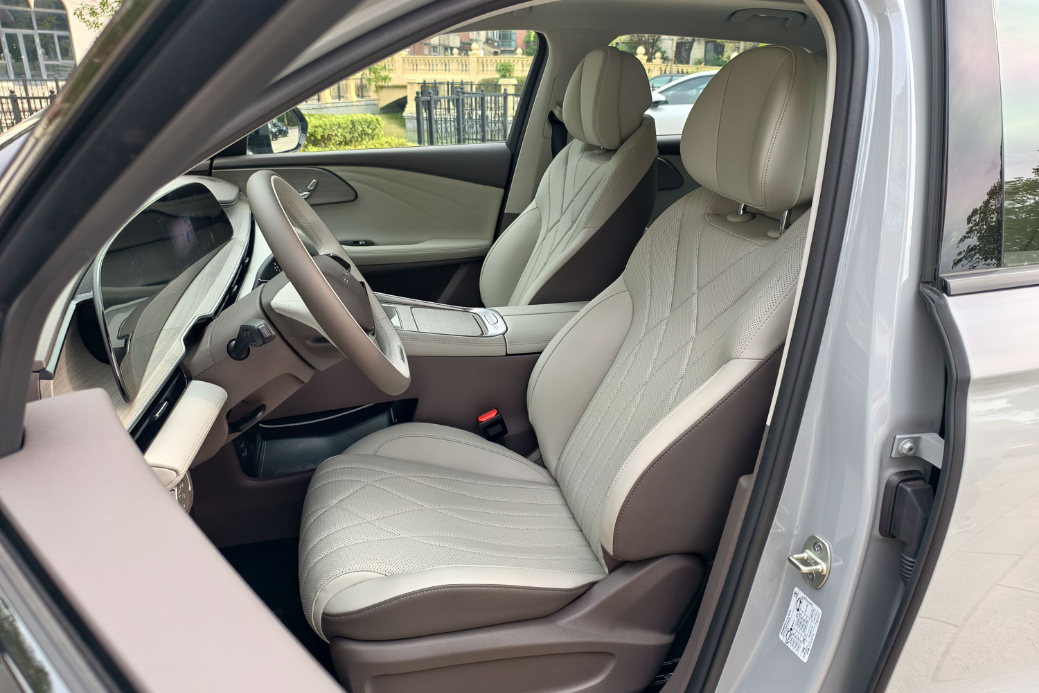 星途瑶光C-DM寰球版上市 置换价12.99-17.99万元