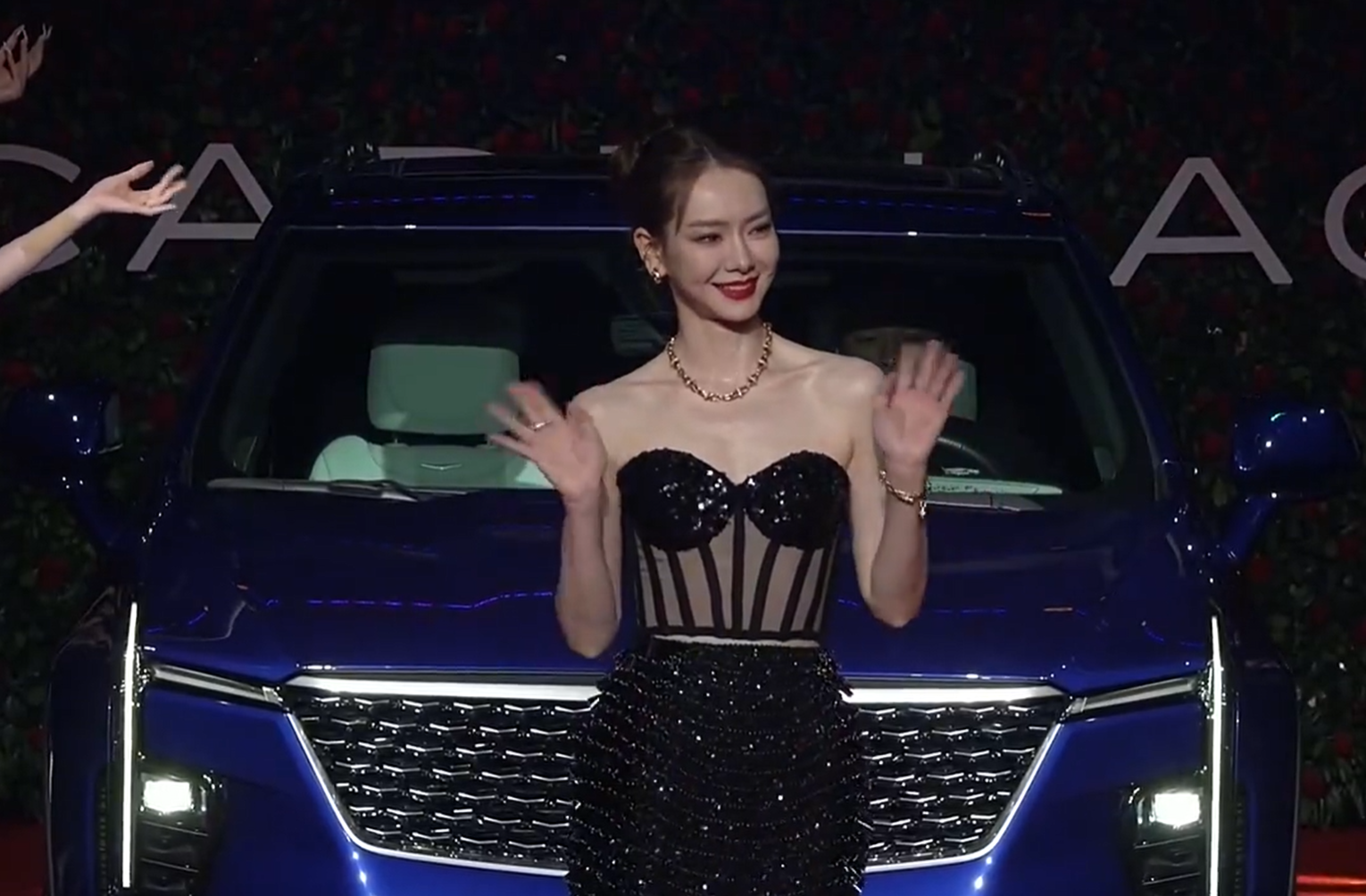 凯迪拉克XT4上市 一口价15.99万起