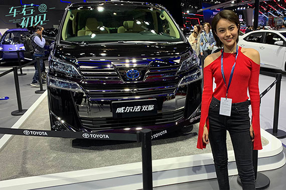 加价神车的亲兄弟也来了 体验丰田威尔法