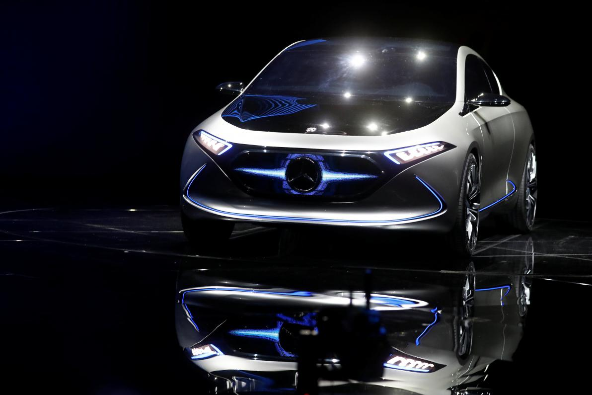 奔驰将投资5.89亿美元生产纯电动紧凑型车型