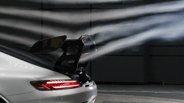 AMG GT 黑系列尾翼调节