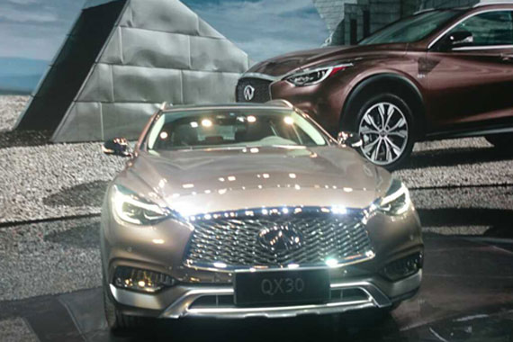 英菲尼迪QX30全球首发亮相广州车展