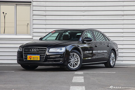 或配2.0T发动机 奥迪A8L 40 TFSI谍照